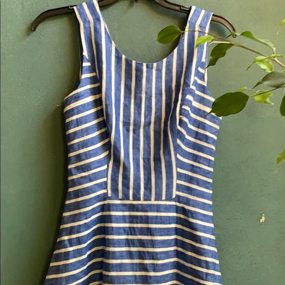 Vineyard Vines Dress - Picture 3 of 3